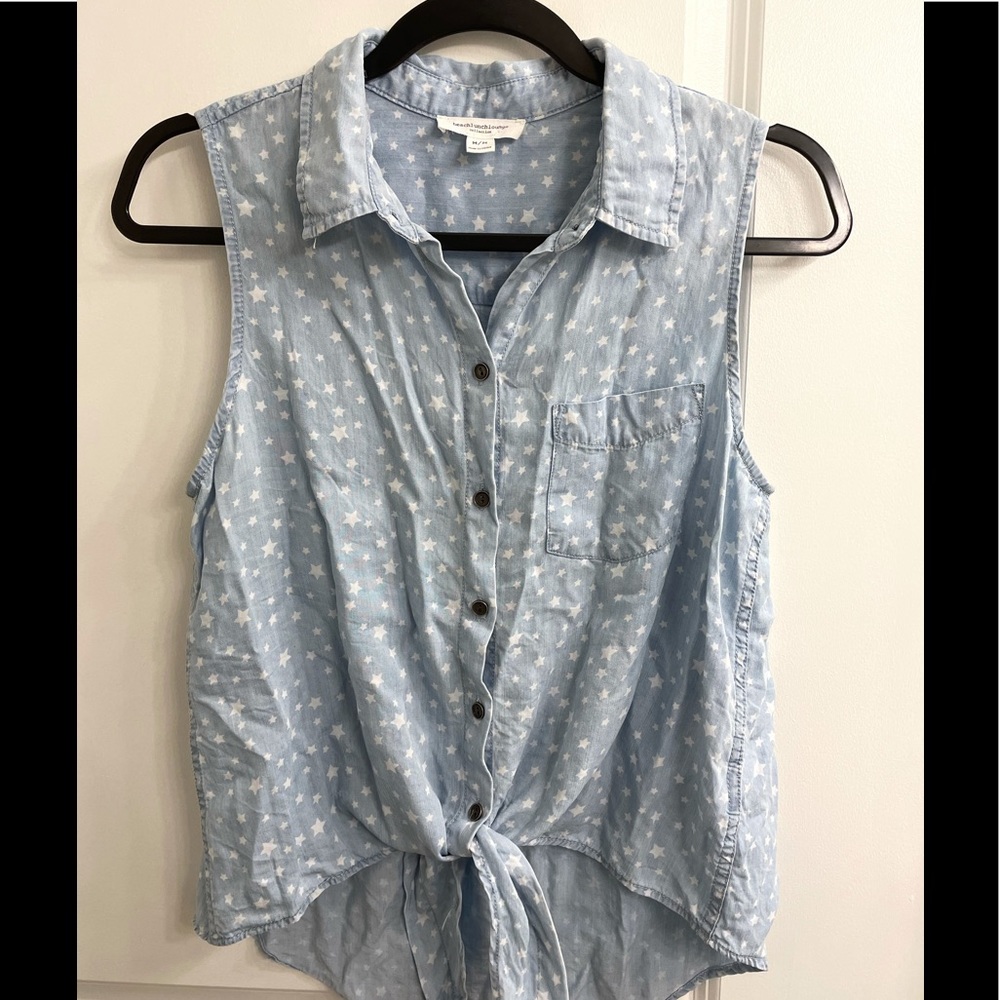 beachlunchlounge Light Chambray Star-Print Tie Front Tank